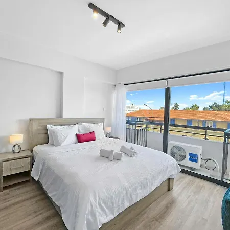 Unbeatable Location! Modern 2br Appartamento Larnaca