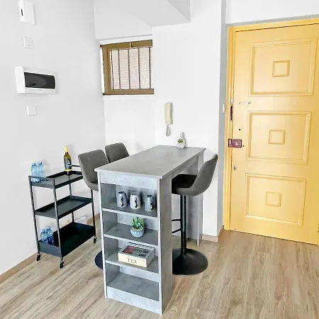 Unbeatable Location! Modern 2br Apartment Larnaca
